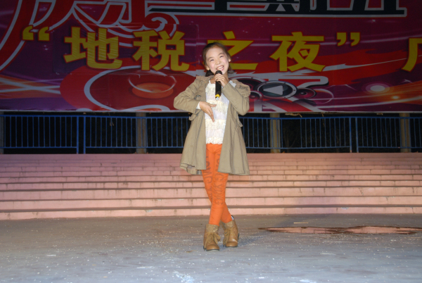 豫剧小明星蒋文涵.jpg