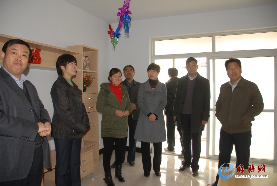 3���쵼���а�������¼ҵľ����������.jpg