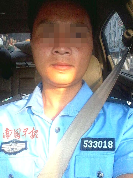 自称是百色市“交警一大队大队长”的黄忠×。受害者供图