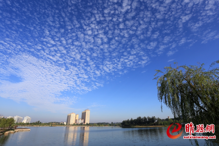 醉美凤城湖.jpg