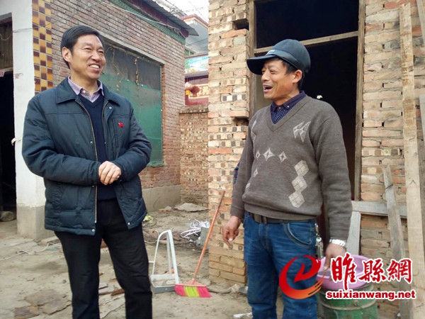 县政府党组成员高瑞峰到城郊乡开展三五工作日活动_副本.jpg