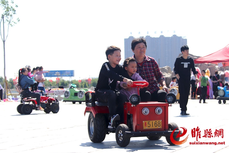 微信图片_20181001171233_副本.jpg