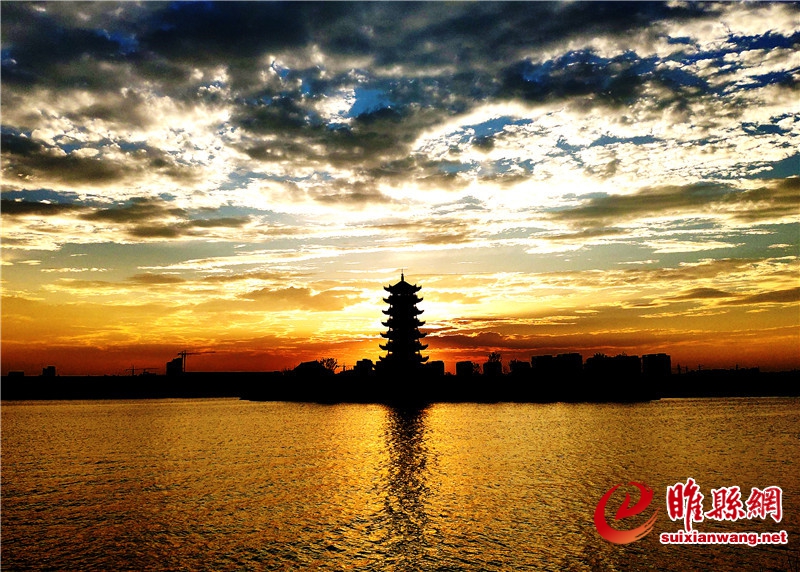 凤鸣夕照 摄影:徐泽源.jpg