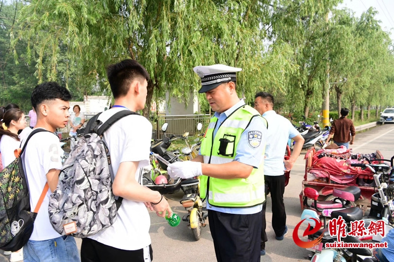 微信图片_20190607144516_副本.jpg