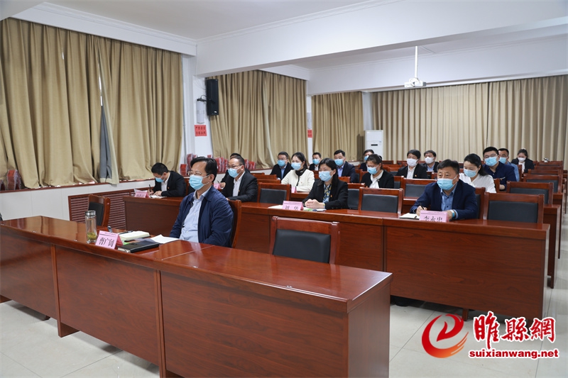 我县组织集中收听收看庆祝中国共产主义青年团成立100周年大会